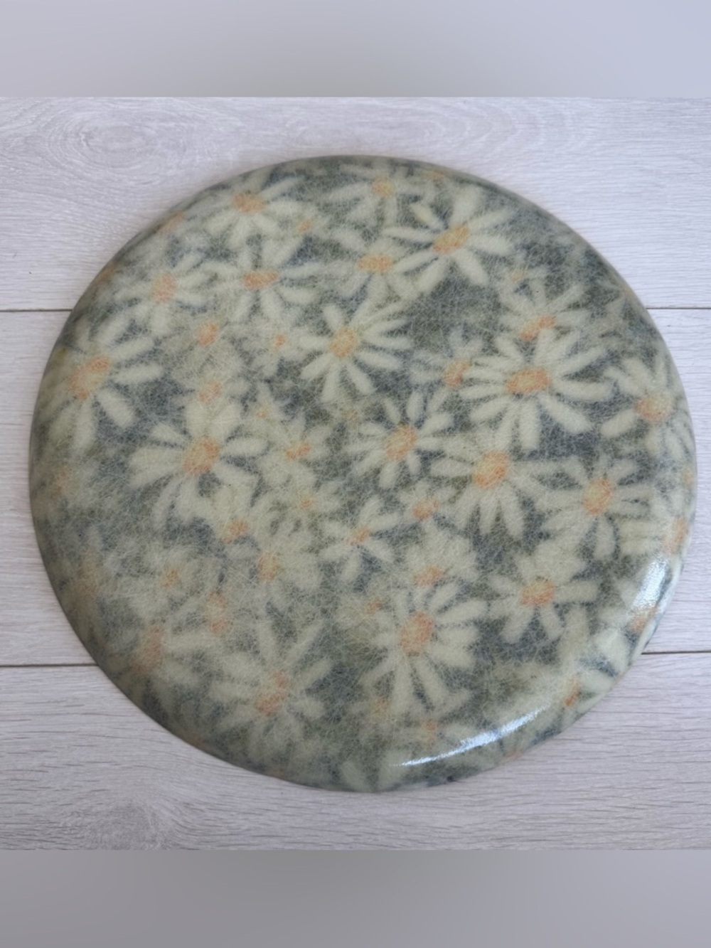 Vintage 60's Daisy Print Fiberglass 14" Round Serving Tray MCM Rounded Lip - Picture 4 of 4